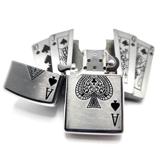 Stylish playing card lighter belt buckle
