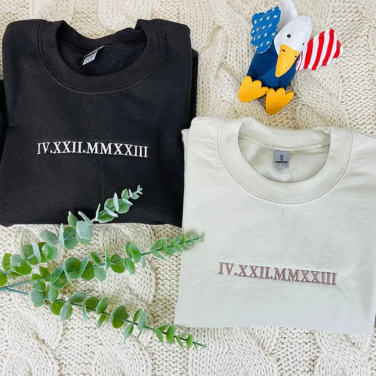 valentines day gift Custom Embroidered Roman Numeral Date Couple's Crewneck/Hoodie