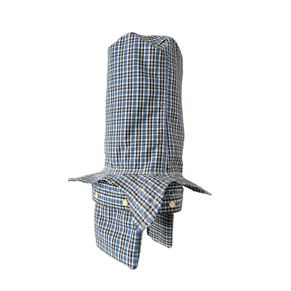 Patterned button hood