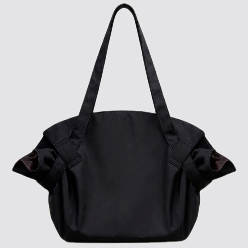 Large-capacity expandable storage bag