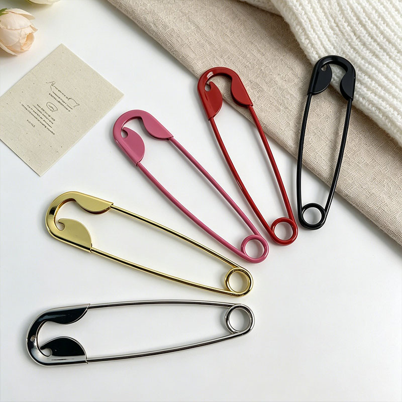 Pin metal clip