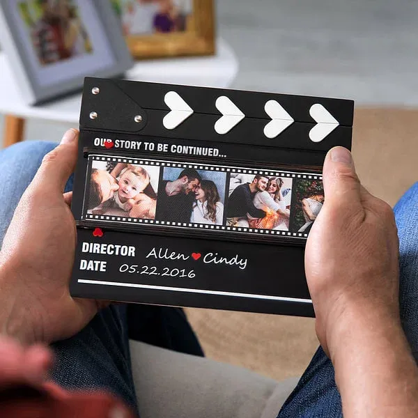 Personalized Rolling Photos Wooden Ornament with Film Clapperboard Design Anniversary Valentine's Day Romantic Gift for Couple