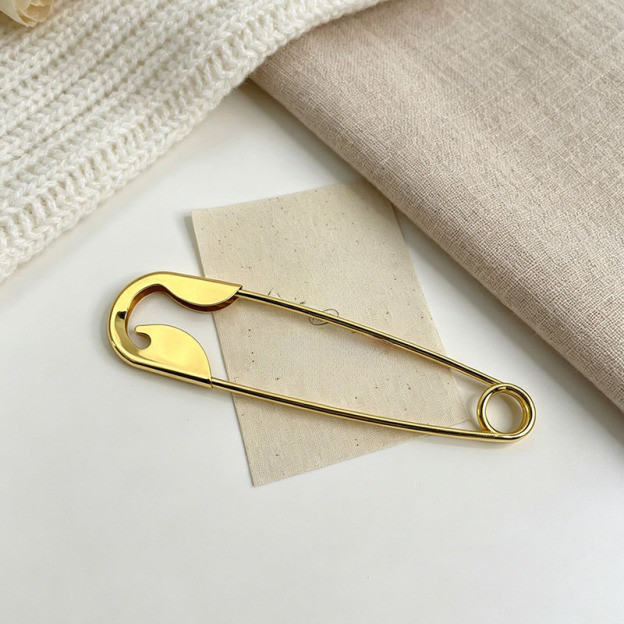 Pin metal clip