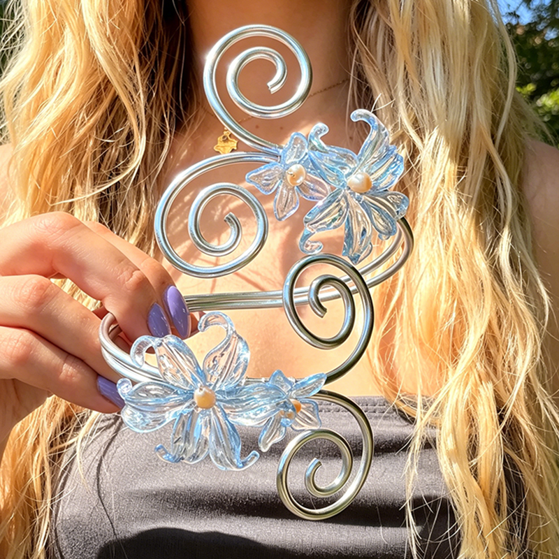 Hand-shaped silver spiral arm ring