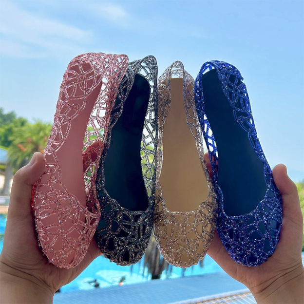 Hollow-out glitter non-slip sandals