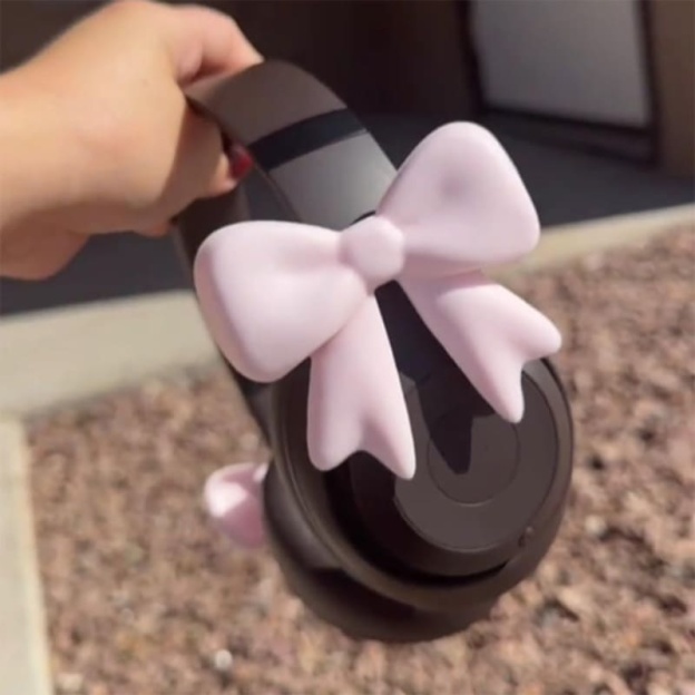 Silicone bow headphone accessories
