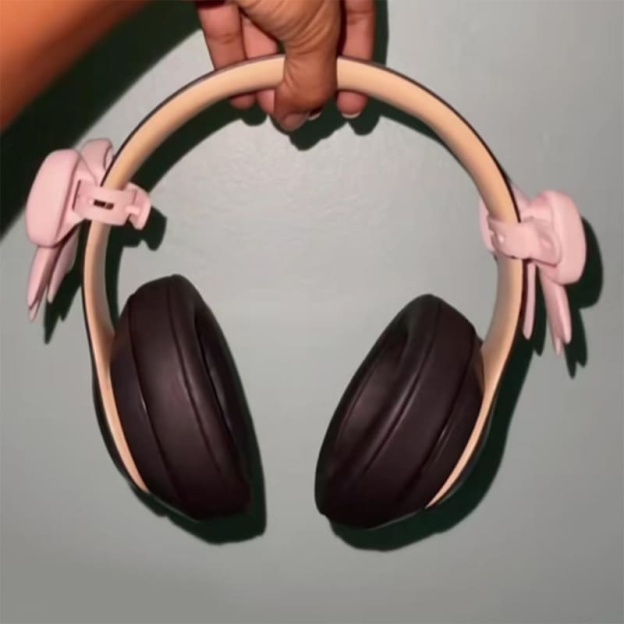 Silicone bow headphone accessories