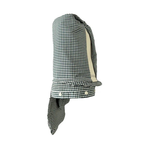 Patterned button hood
