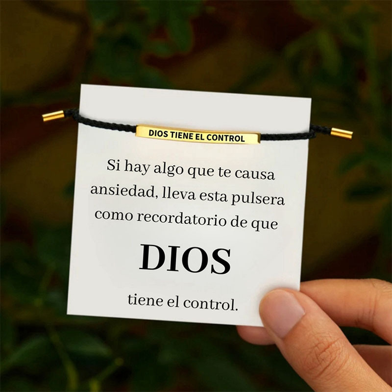 Dios Tiene El Control Faith Bracelet