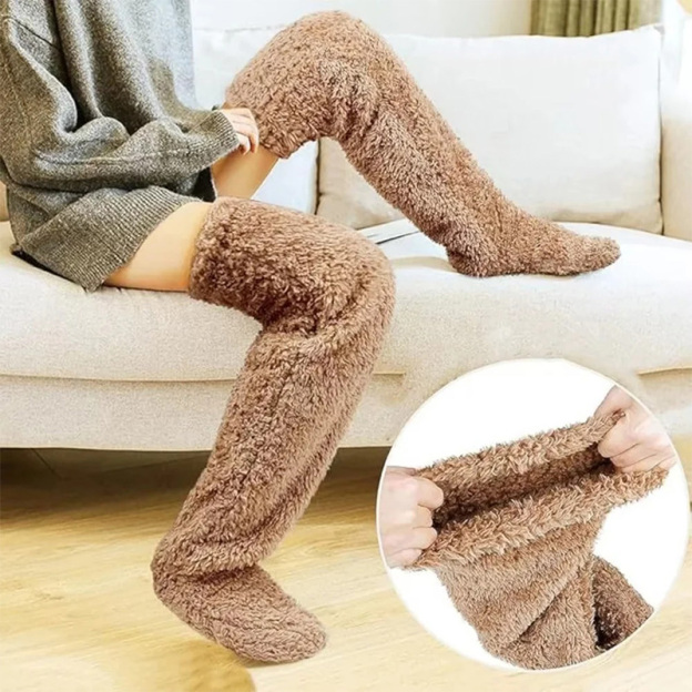 High-top thermal knee socks