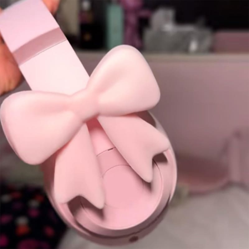 Silicone bow headphone accessories