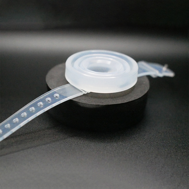 Foldable wrist wine glass