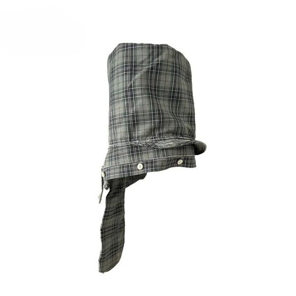 Patterned button hood