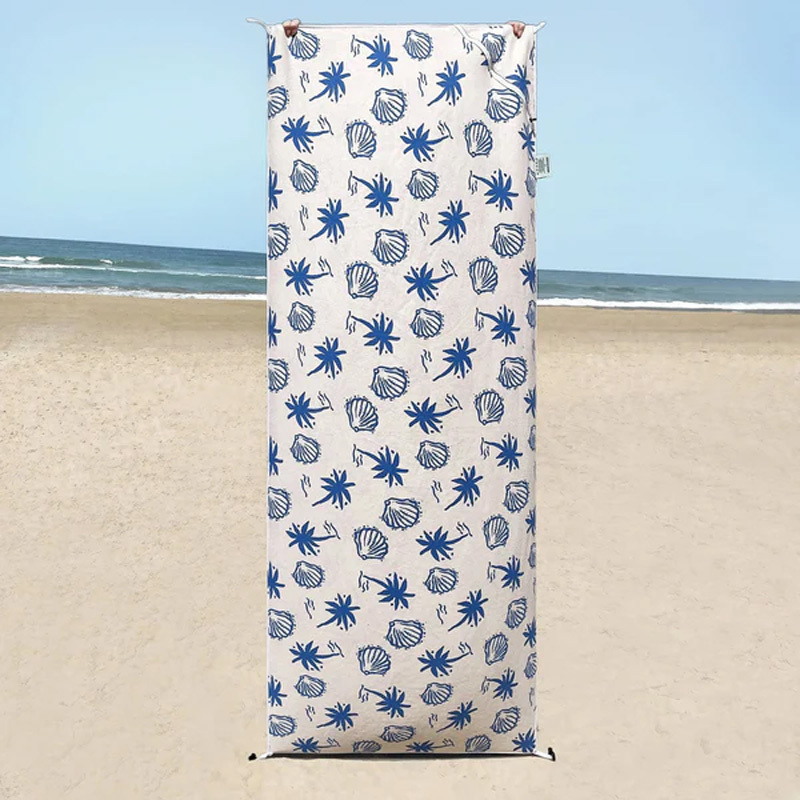 Portable beach towel with pocket