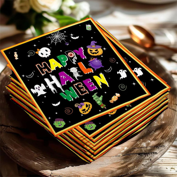 92-piece Halloween-themed tableware set