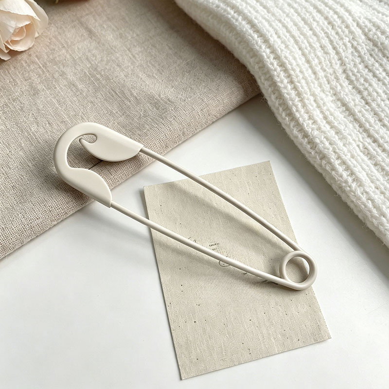 Pin metal clip
