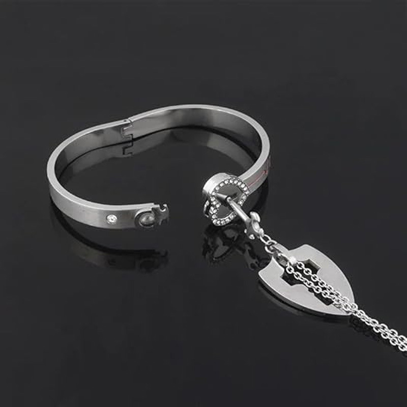Couple's Bracelet and Love Lock Set