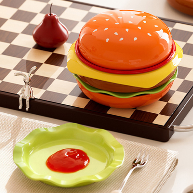 Creative hamburger dipping sauce dish