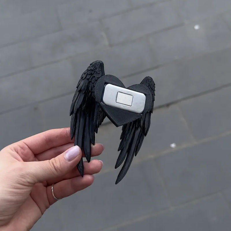 Magnetic Wing Phone Holder