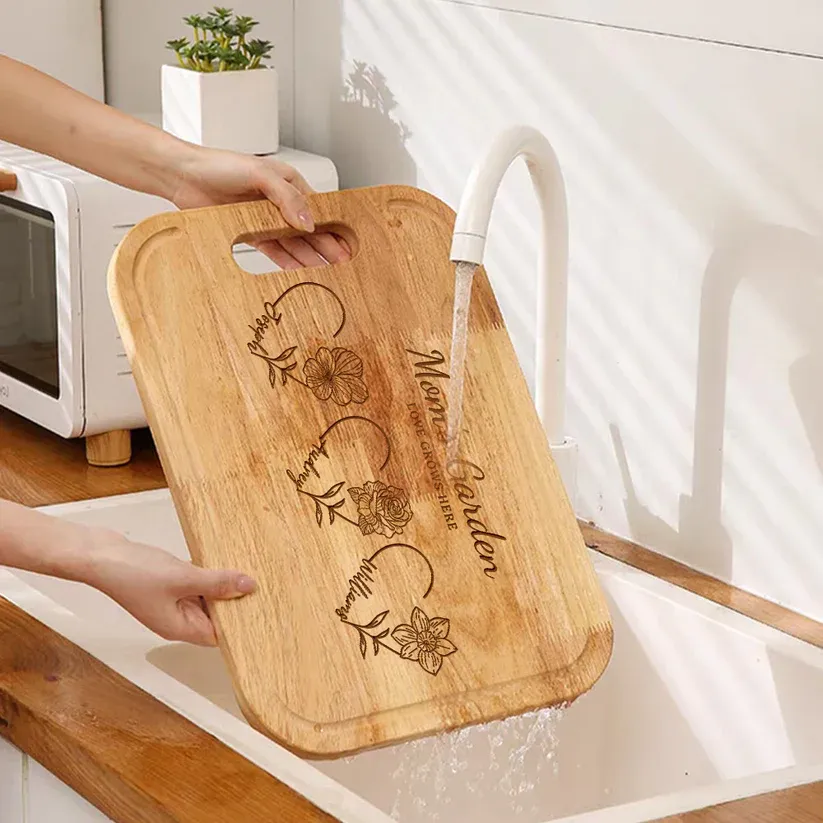 Customized Mom's Garden Cutting Board With Heart Birth Flowers Names