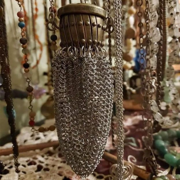 Vintage-style coin purse