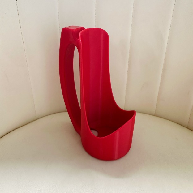 Slim can holder with handle