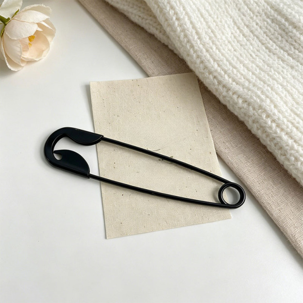 Pin metal clip
