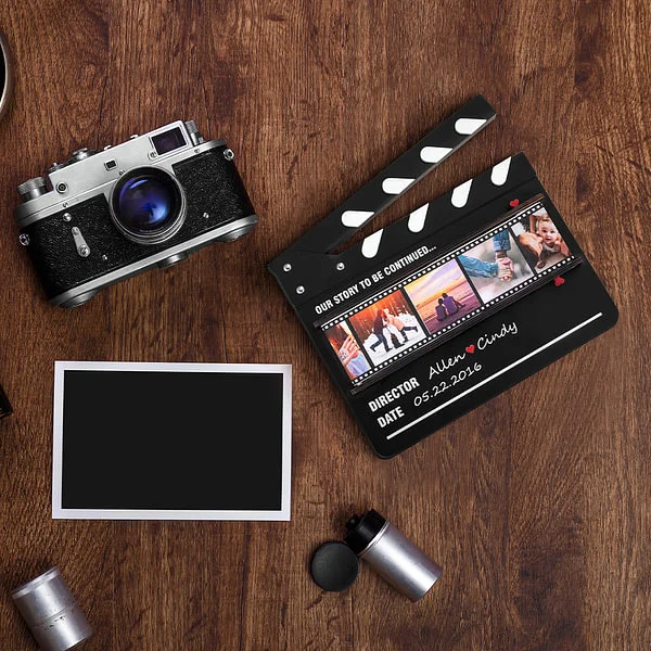 Personalized Rolling Photos Wooden Ornament with Film Clapperboard Design Anniversary Valentine's Day Romantic Gift for Couple