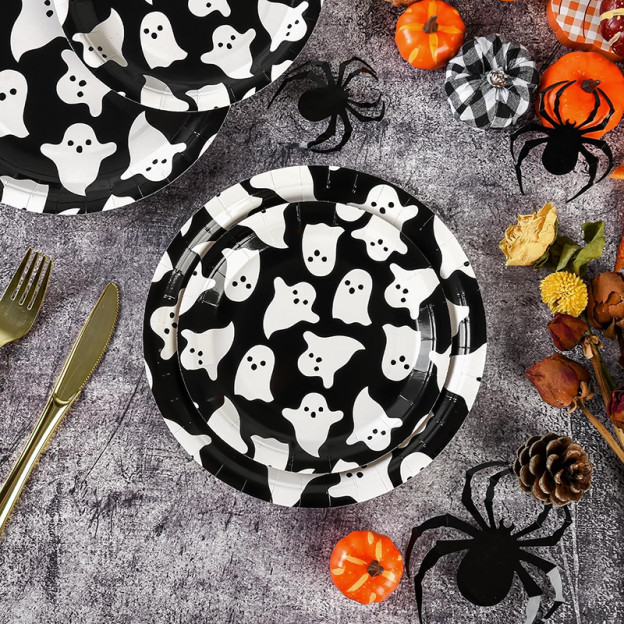 Disposable Ghost-Themed Tableware