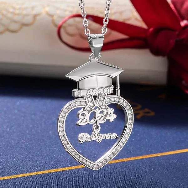 Personalized Graduation Cap Heart Zircon Necklace with Name for Class of 2024 Graduation Gift for Her