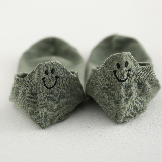 Cute expression ankle socks
