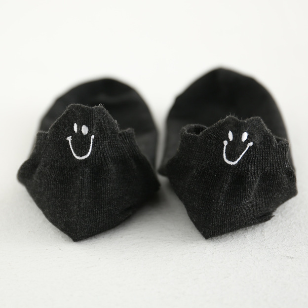 Cute expression ankle socks