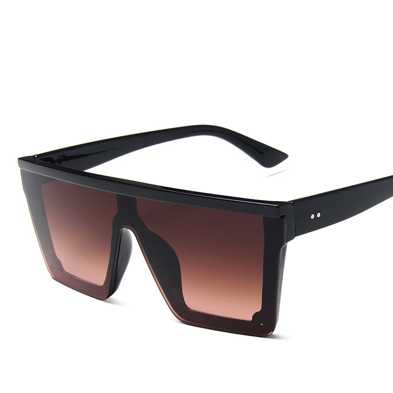 Large-frame one-piece sunglasses