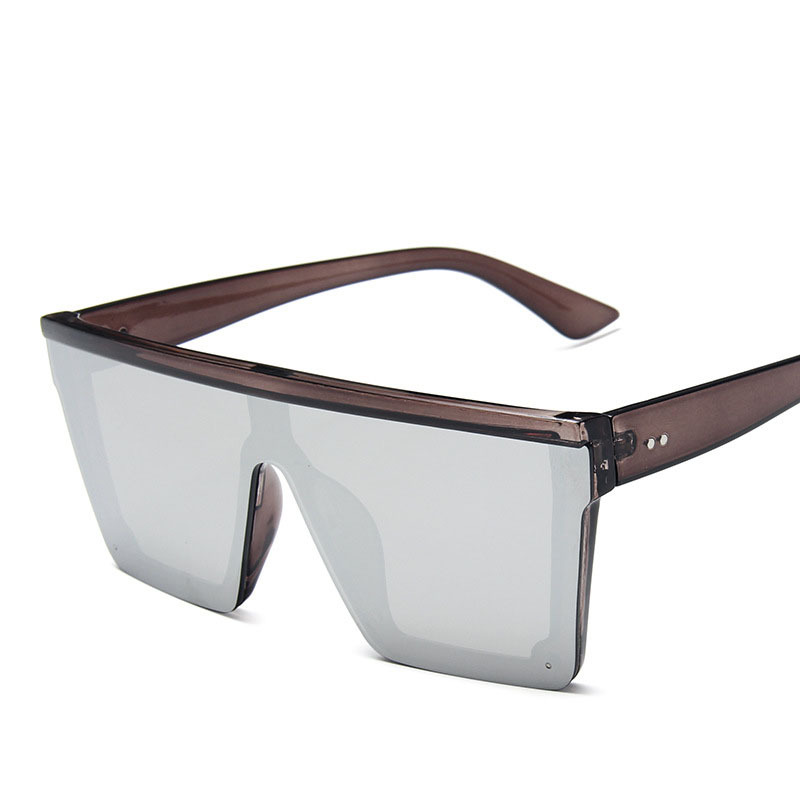 Large-frame one-piece sunglasses