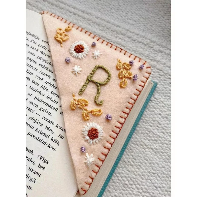 Personalized Embroidery Felt Bookmarks | Letters Handmade Corner Bookmark | 4 Season Letter & Flower Felt Bookmark Set