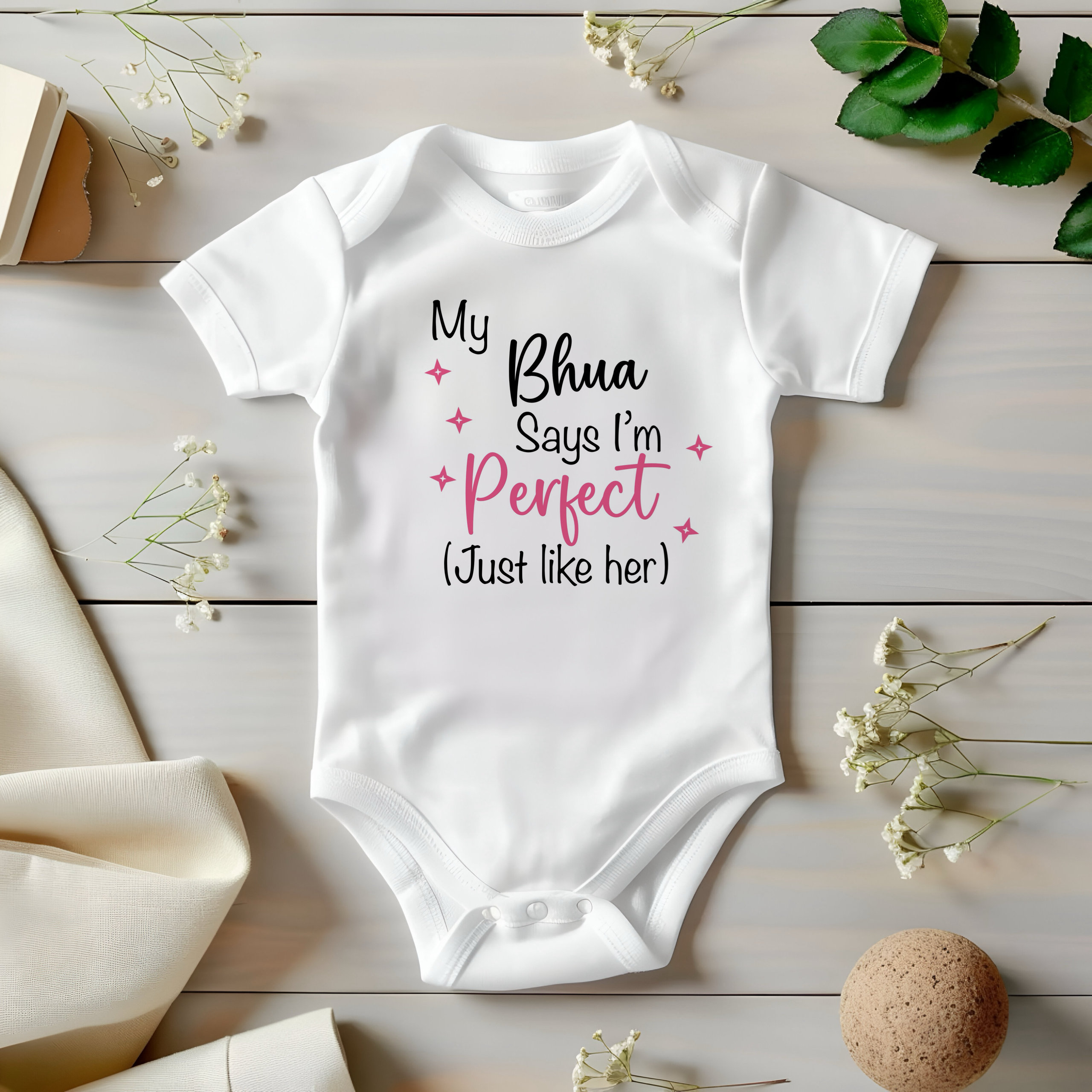 Newborn baby jumpsuit with name information