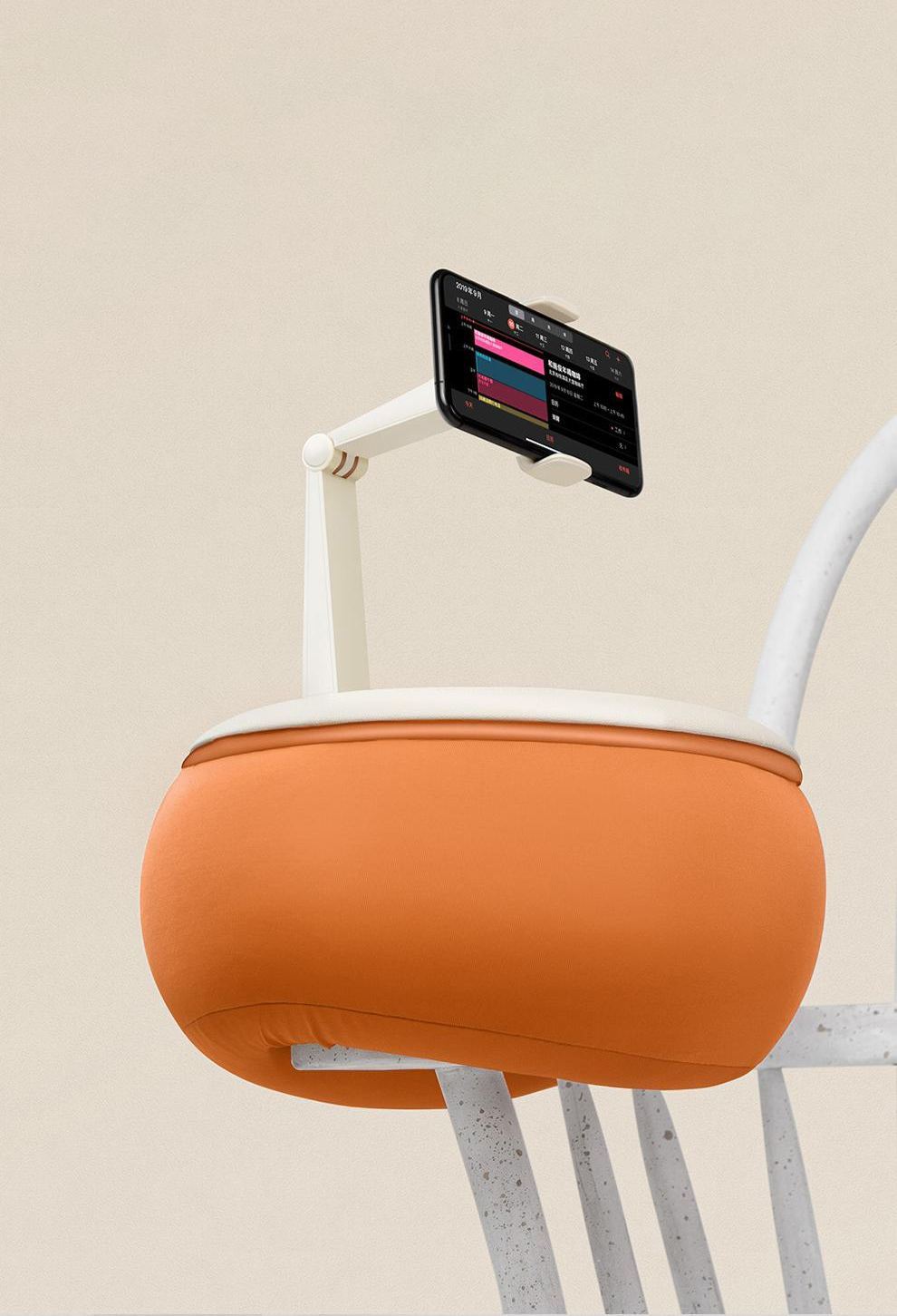 Sai whale pillow holder cell phone holder