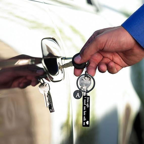Safe driving keychain, suitable as a birthday or Christmas gift for boyfriend/girlfriend/family