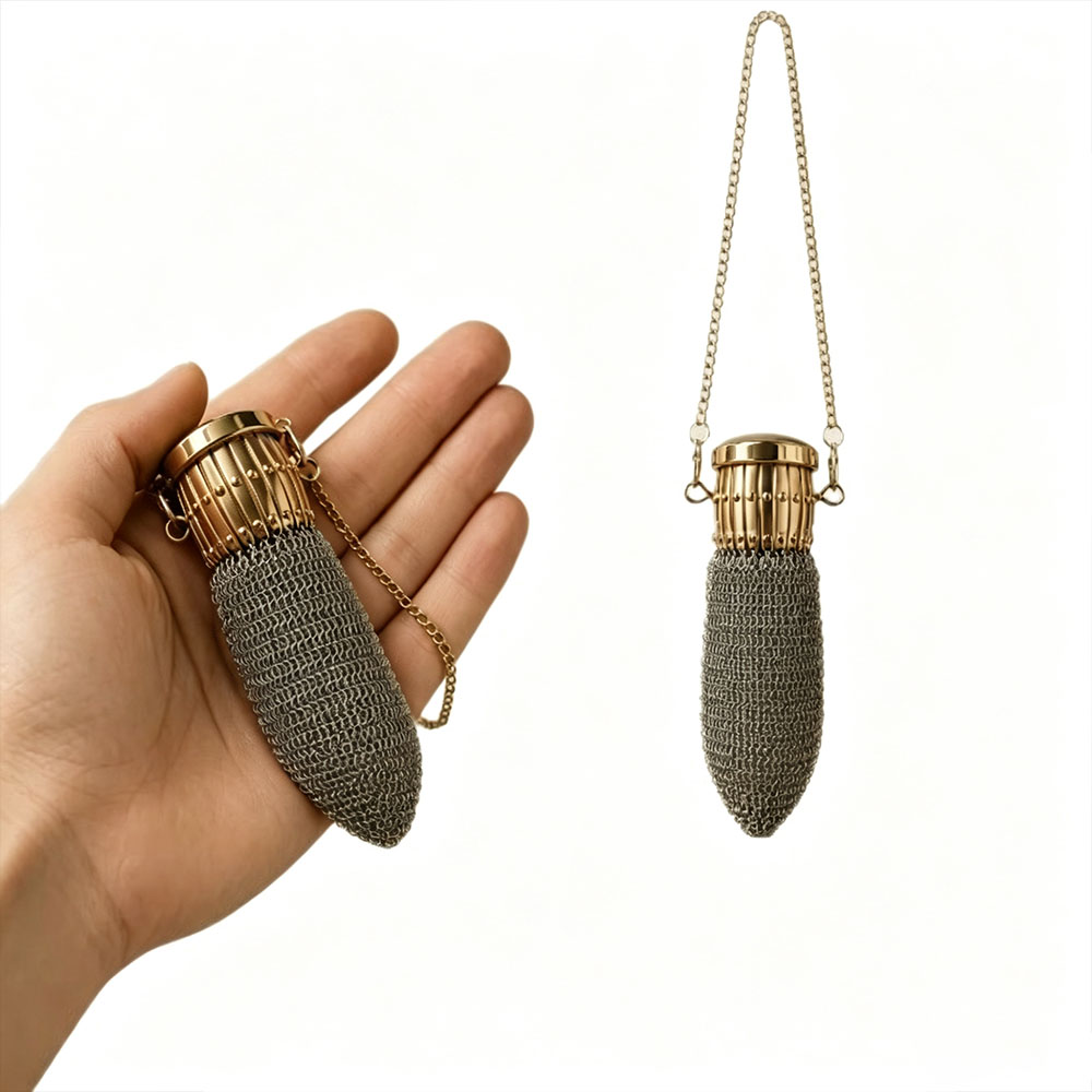 Vintage-style coin purse