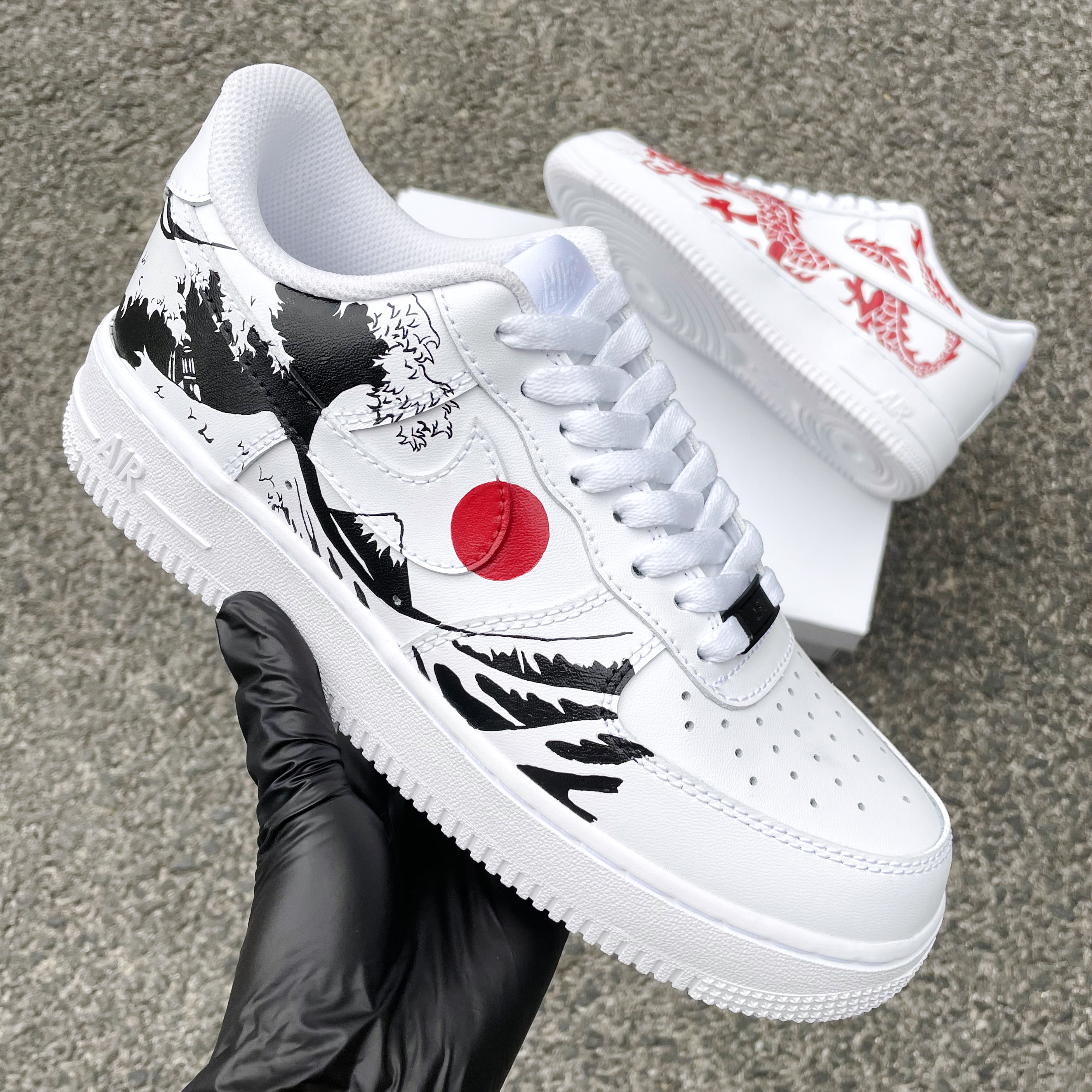 Ukiyo-e and Dragon Custom Hand Painted Personality Sneaker
