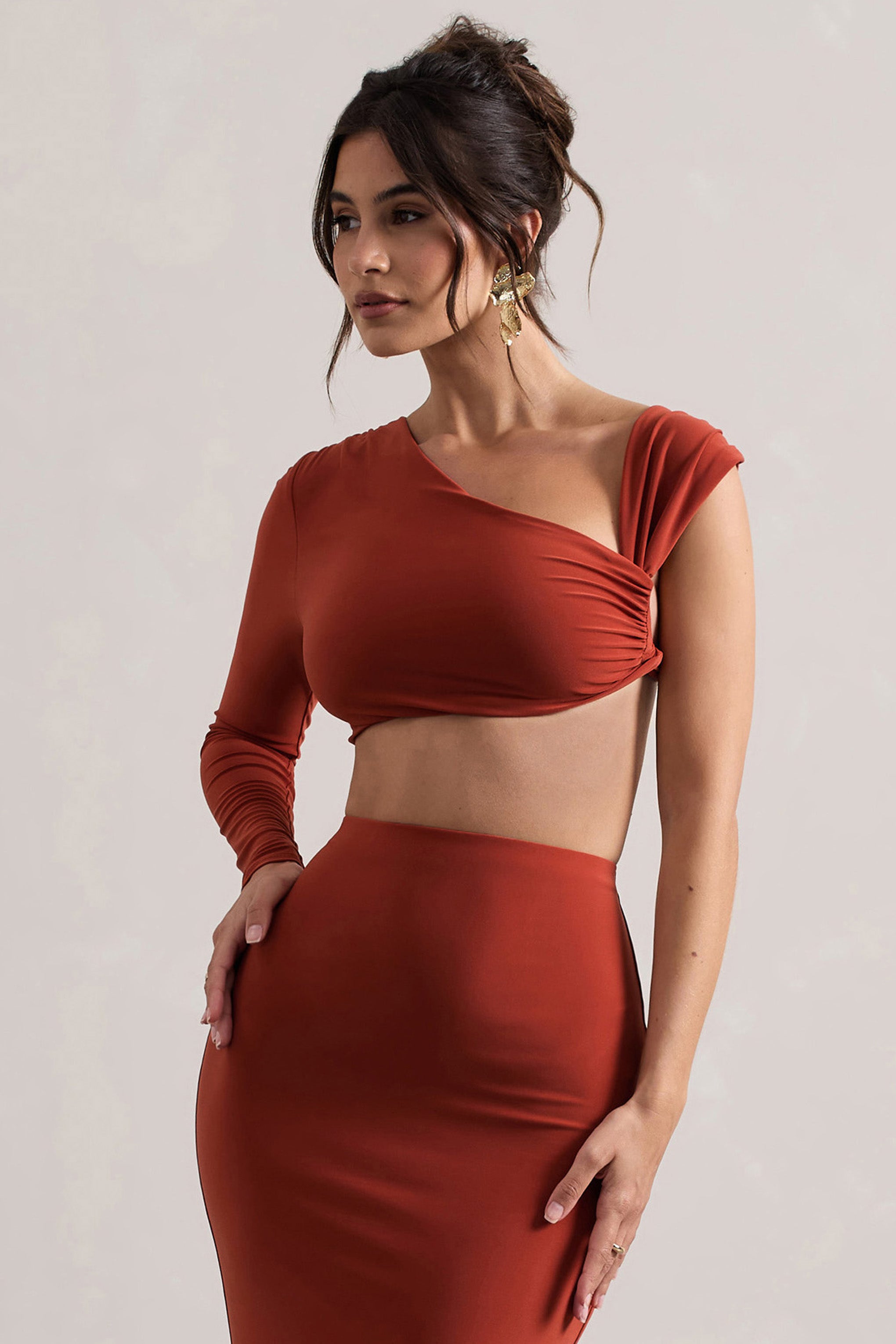  Terracotta Ruched Asymmetric One-Sleeve Crop Top