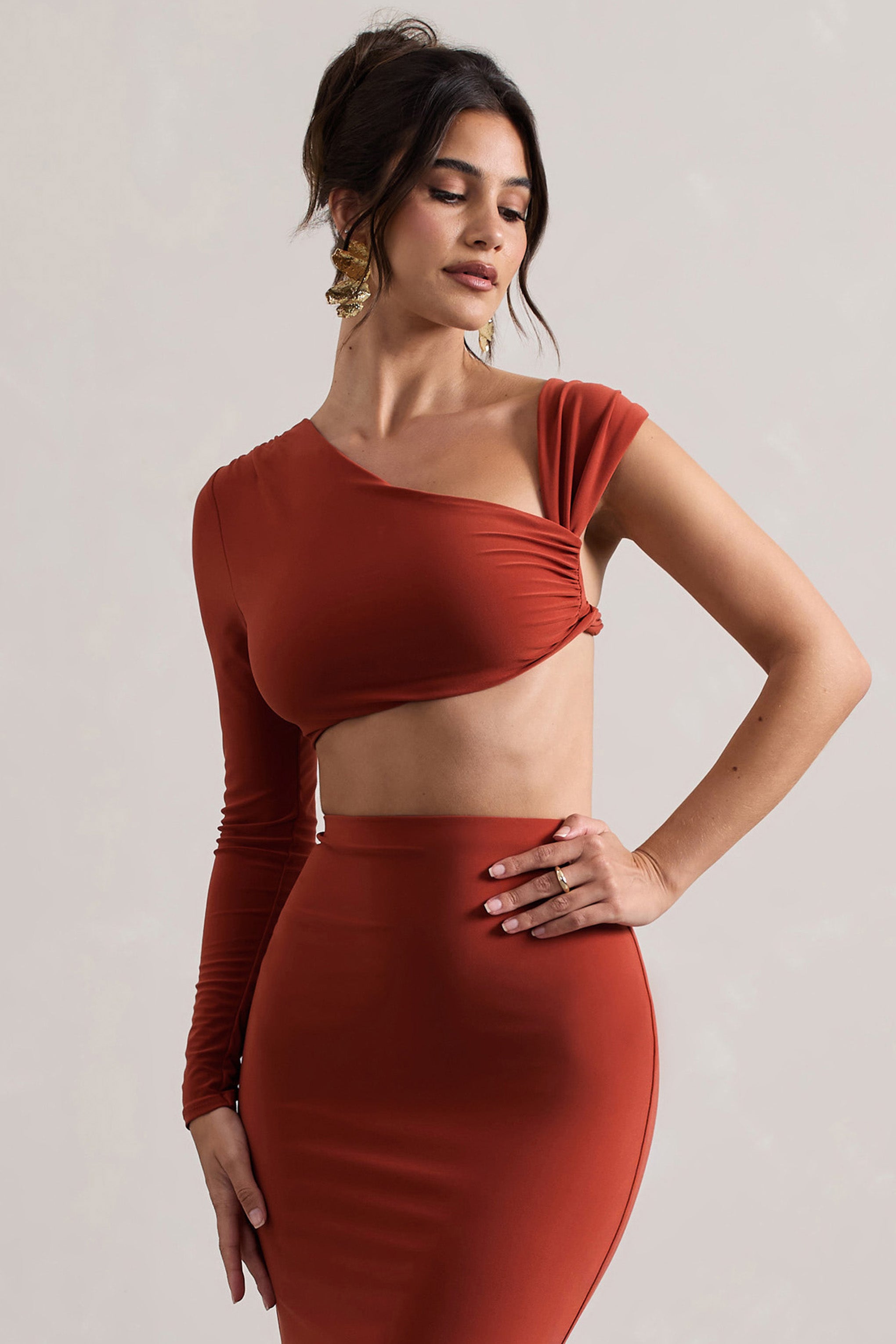  Terracotta Ruched Asymmetric One-Sleeve Crop Top