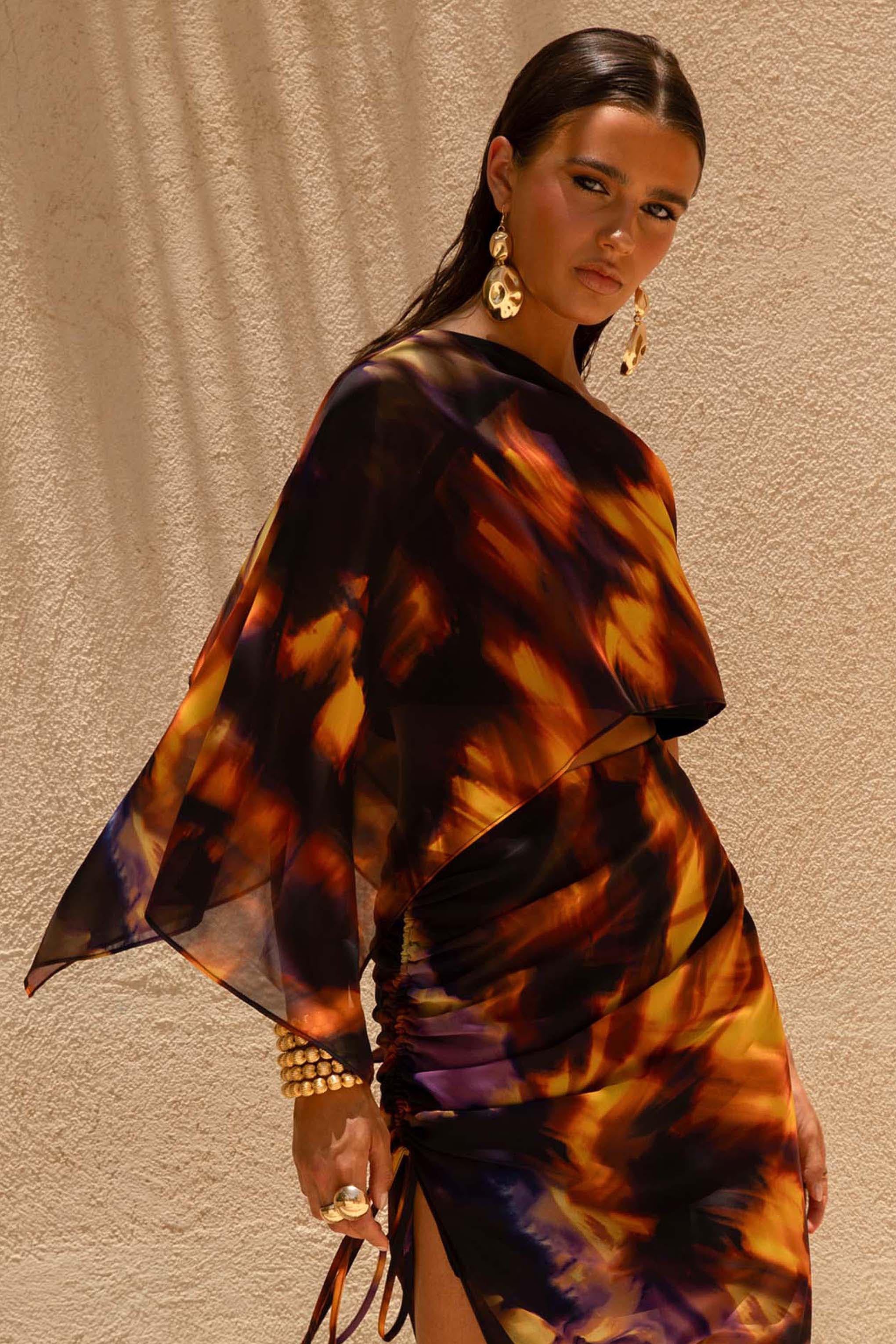 Smoke Print Asymmetric Crop Top