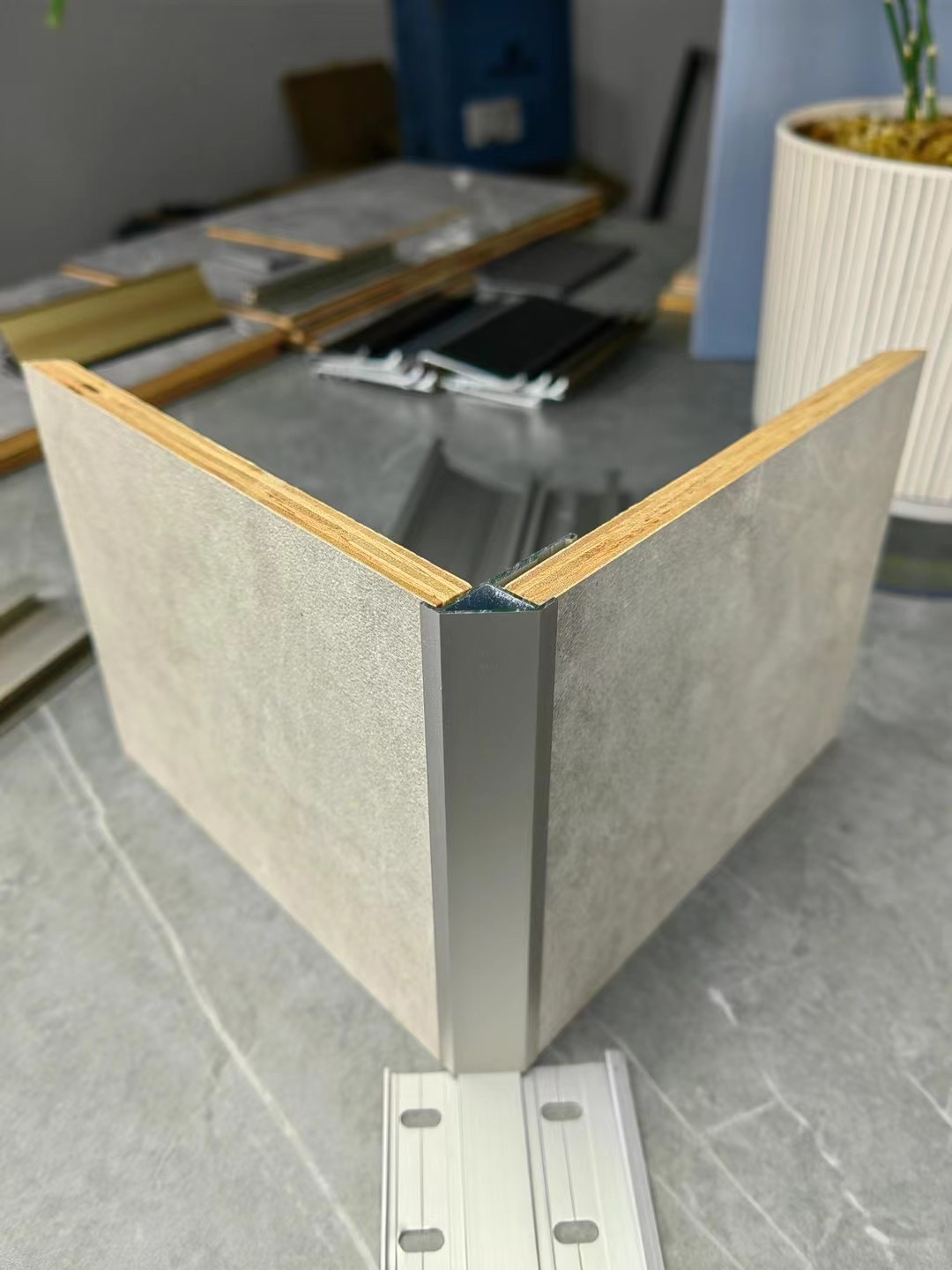 Aluminum edge corner profile for wpc wall panel spcflooring uvmarblesheet wall cladding MDF Gypsumboard
