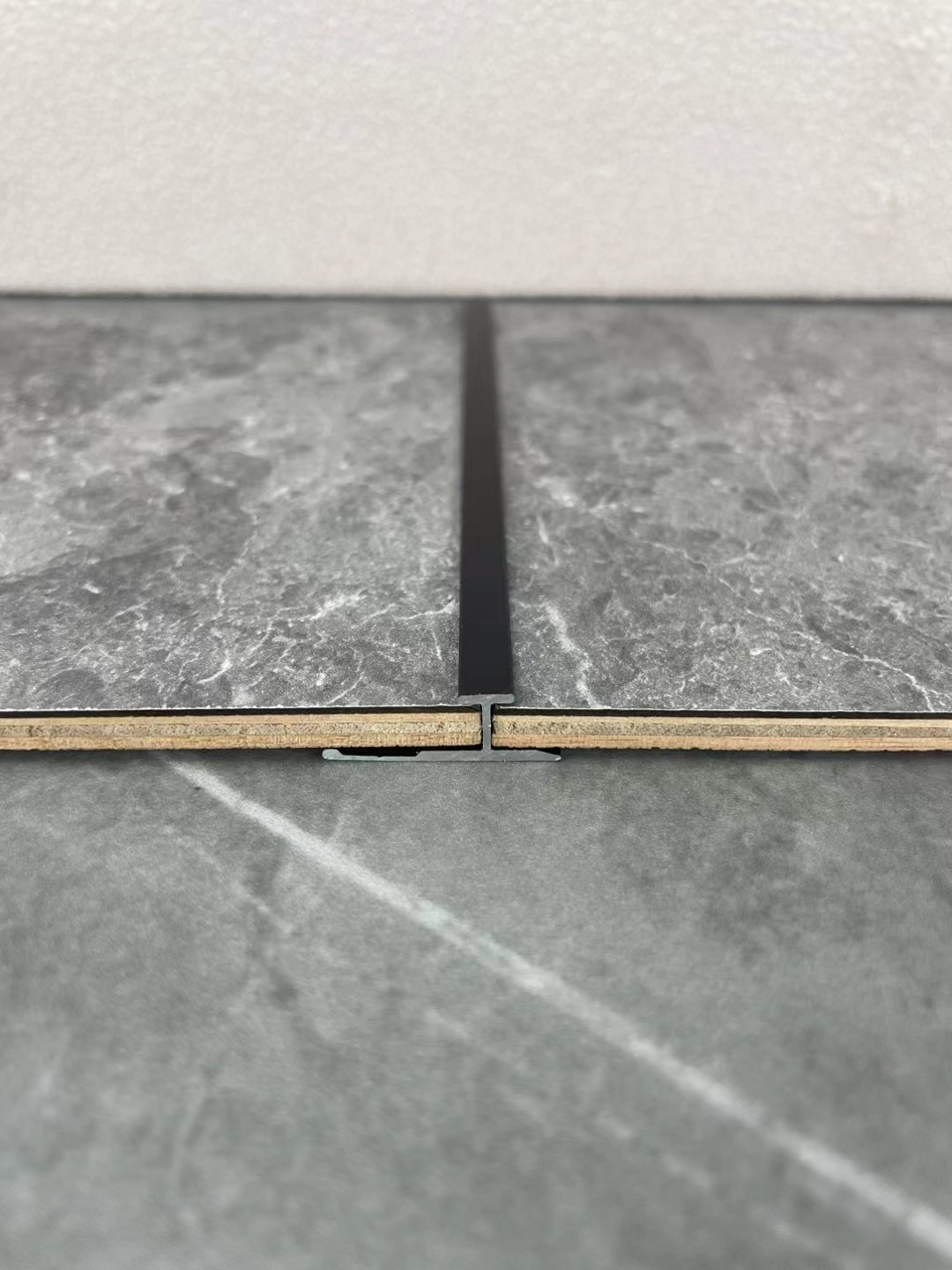 Aluminum joint for wpc wall panel spcflooring uvmarblesheet wall cladding MDF Gypsumboard