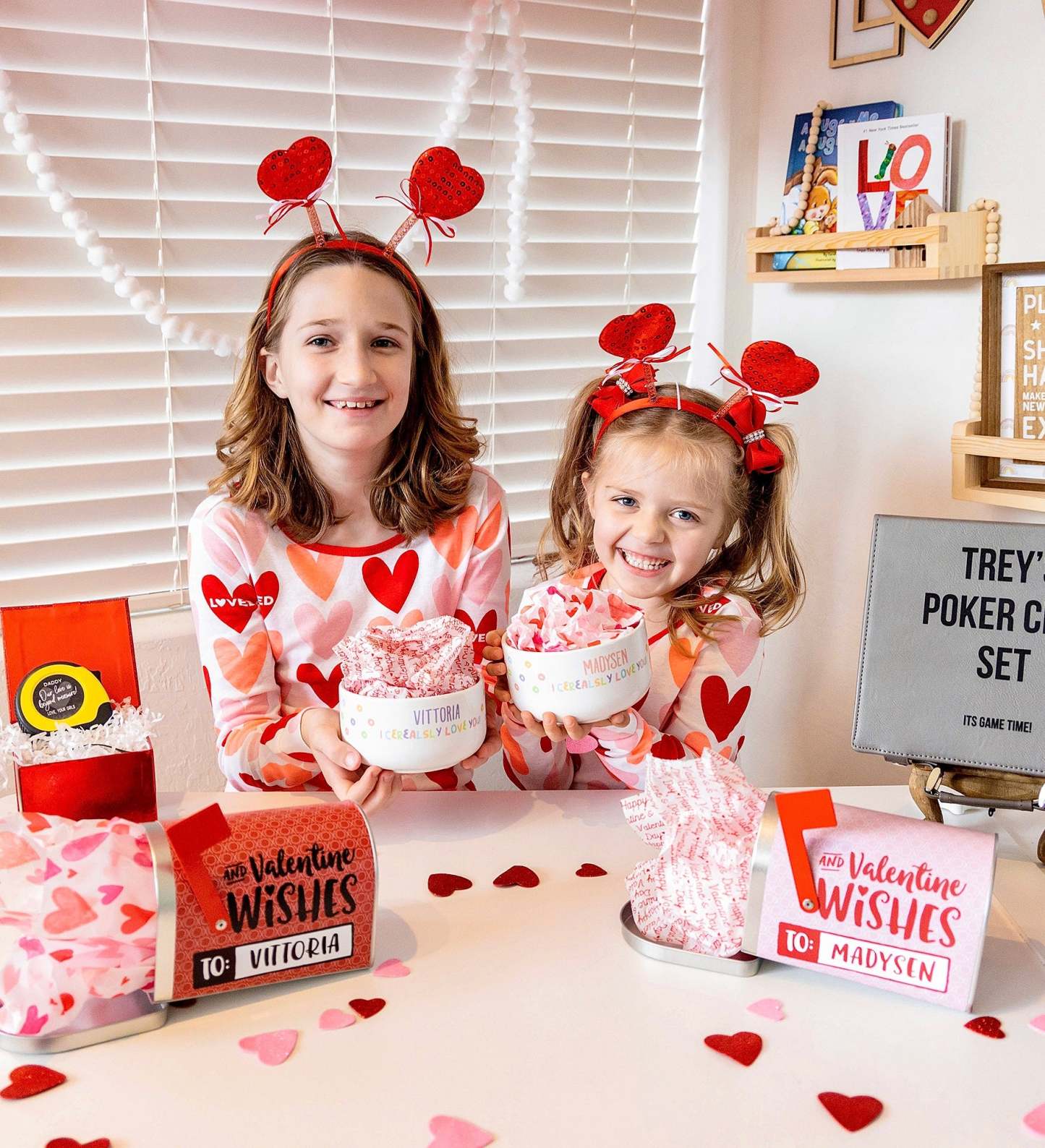 Abrazos, Besos Y San Valentín Buzón De Regalos Personalizado Para El Día De San Valentín - mymoonlampes