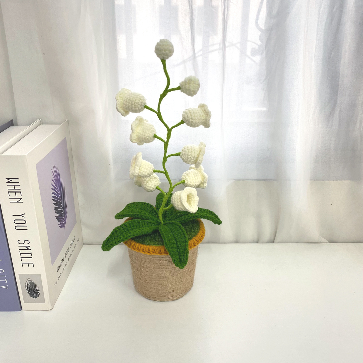 Lirio De Los Valles Tejido A Crochet Con Luz Led: Flor De Punto Luminosa En Maceta Para Decorar El Hogar. - mymoonlampes