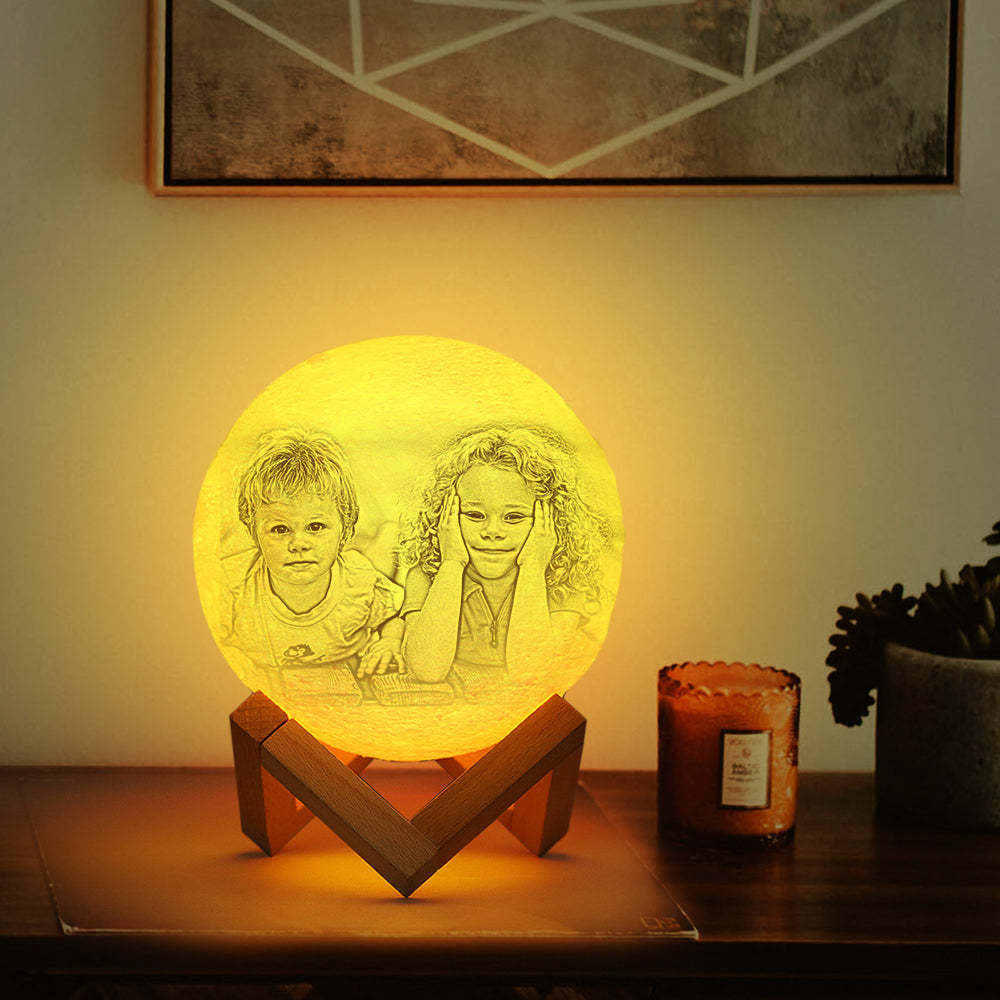 Lámpara De Luna Con Foto Grabada Personalizada E Impresión 3d: Una Idea Creativa Para Un Amigo - Elige Tres Colores - mymoonlampes