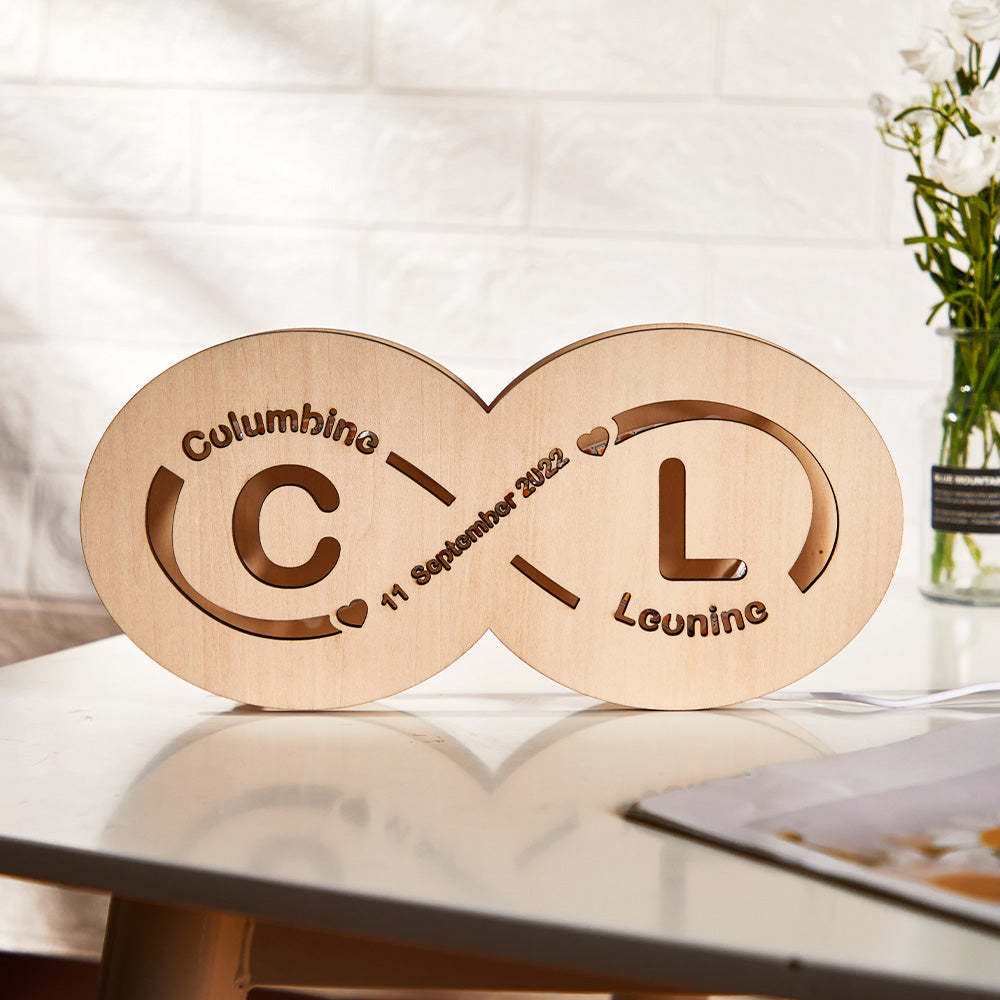 Nombre Personalizado Y Fecha Infinity Love Sign Night Light Con Iniciales Lámpara De Madera Para Amantes - milamparaluna