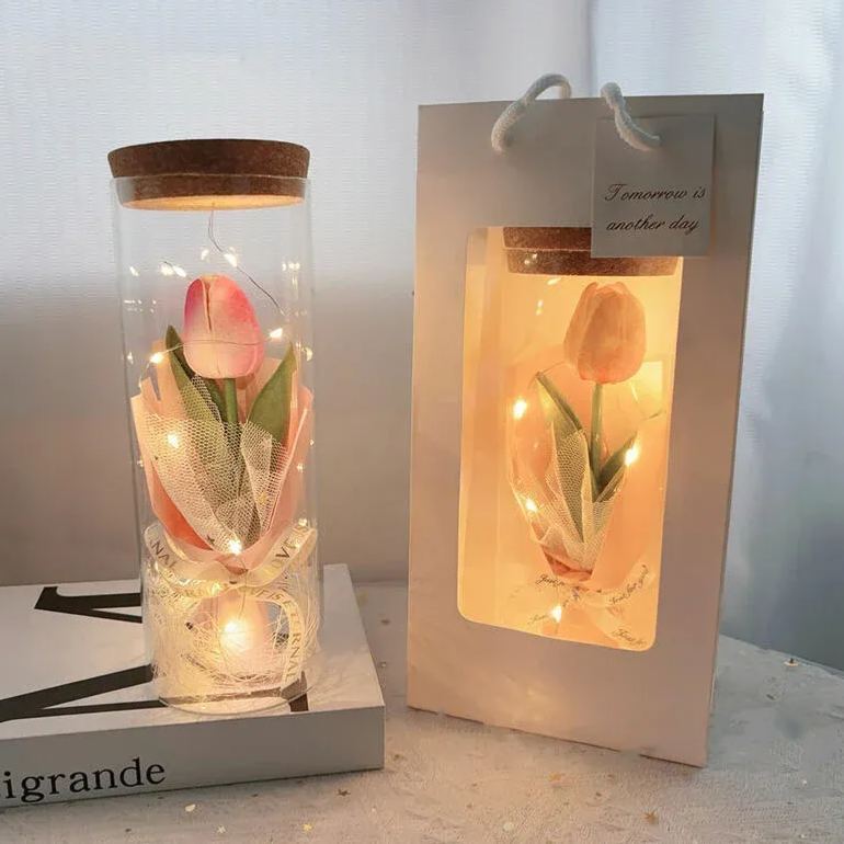 Lámpara De Noche Con Forma De Ramo De Tulipanes En Botella De Cristal. Regalo Romántico Para El Día De La Madre. - mymoonlampes